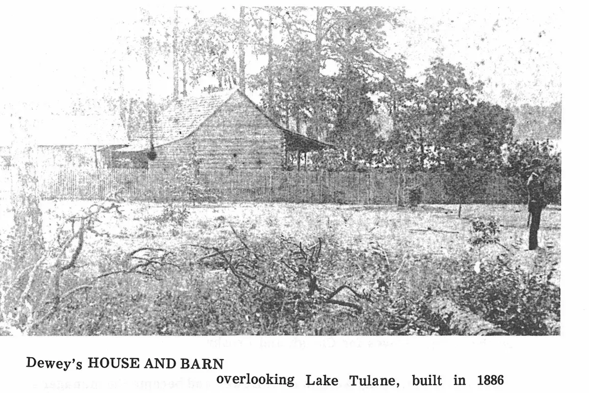 Dewey’s HOUSE AND BARN