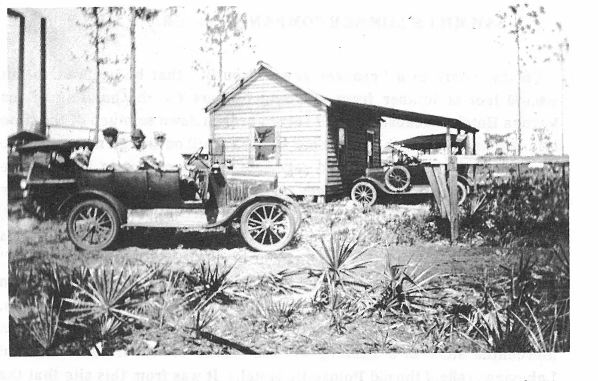 Typical Florida home 1909, notice the sawmill smoke stacks at left